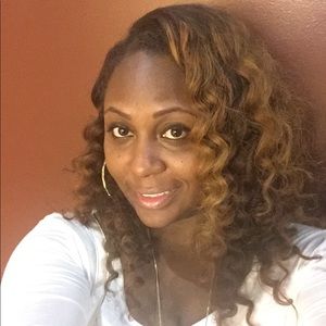 Meet your Posher, Jasmine